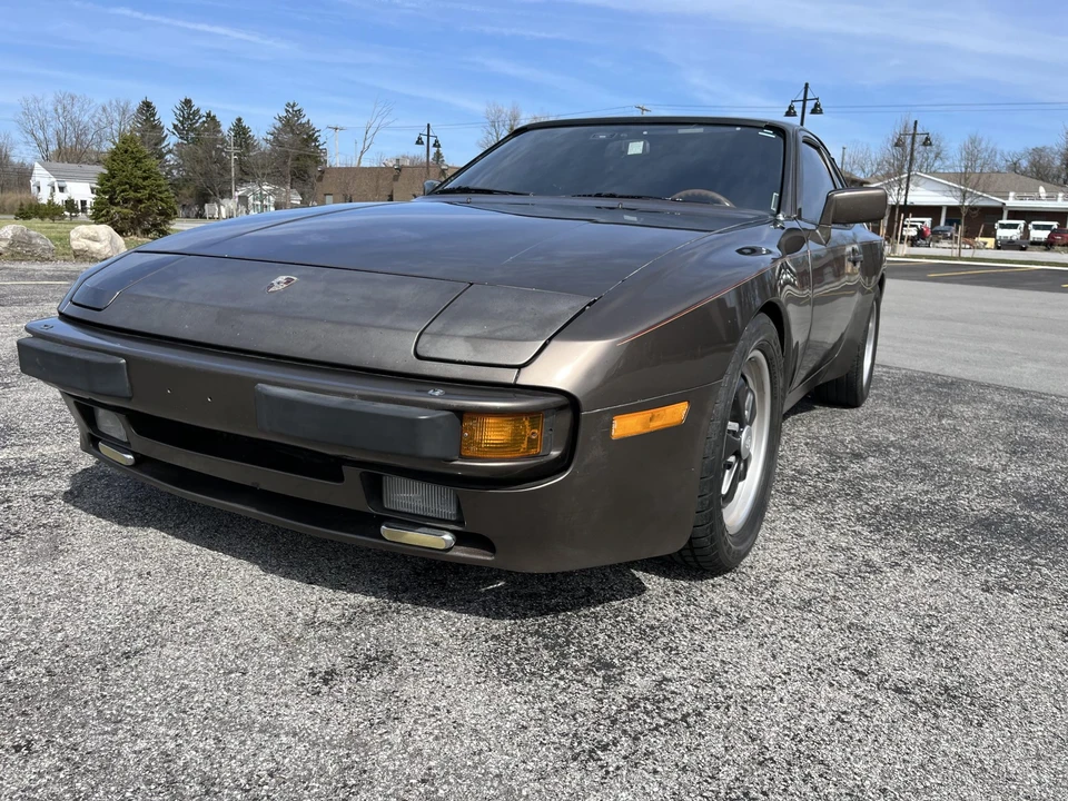 1983 Porsche 944 - Image 4 of 31