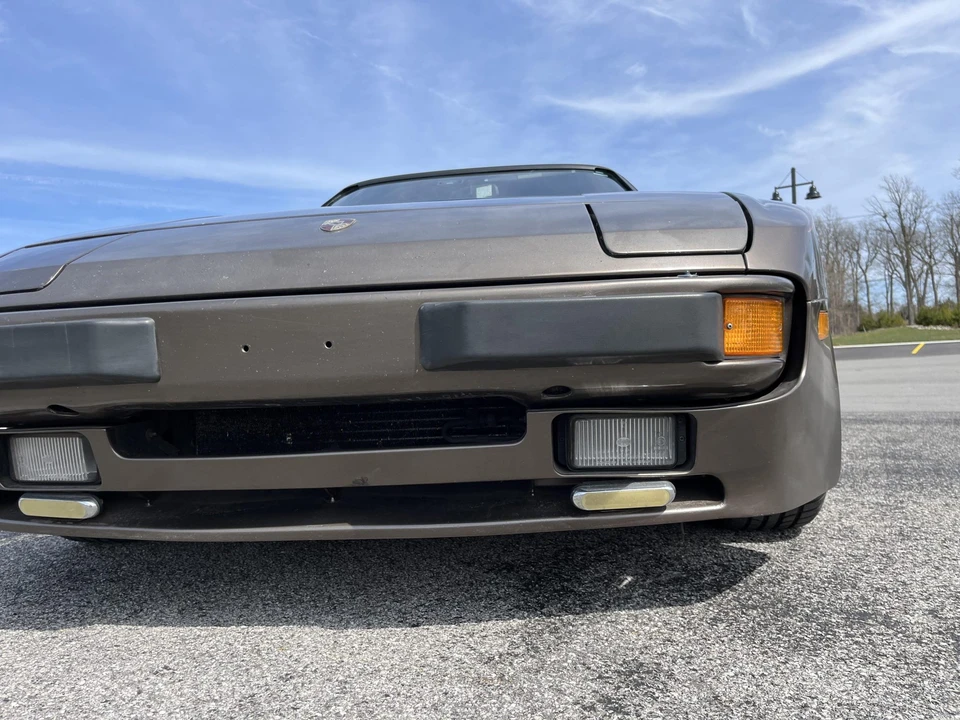 1983 Porsche 944 - Image 25 of 31