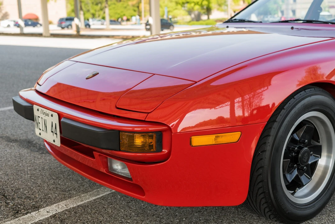 1983 Porsche 944 - Image 14 of 31