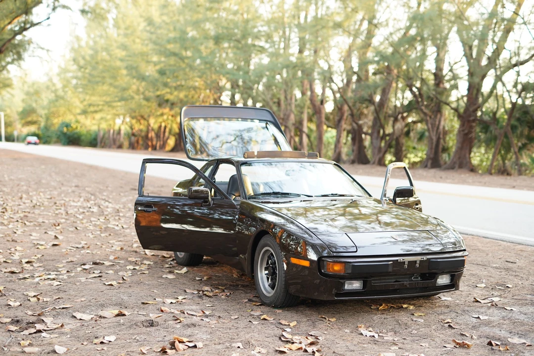 1983 Porsche 944 - Image 14 of 31