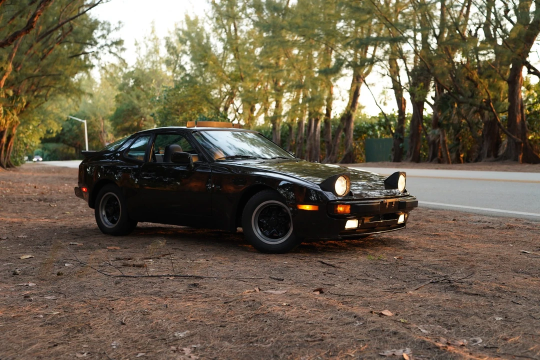 1983 Porsche 944 - Image 6 of 31