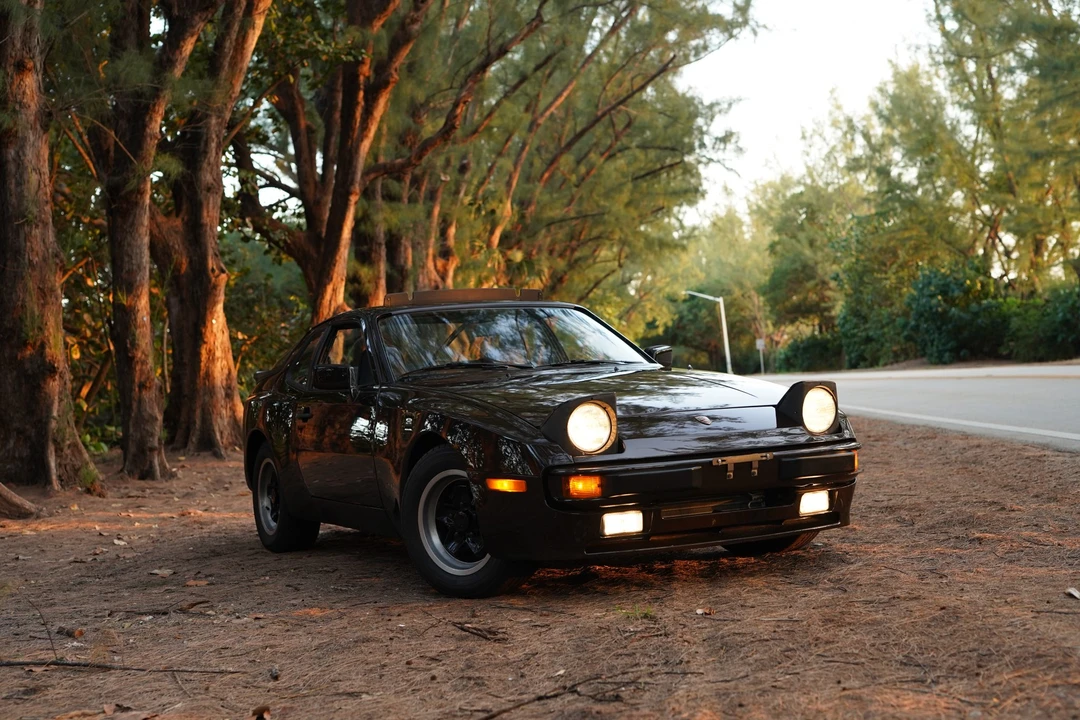 1983 Porsche 944 - Image 5 of 31