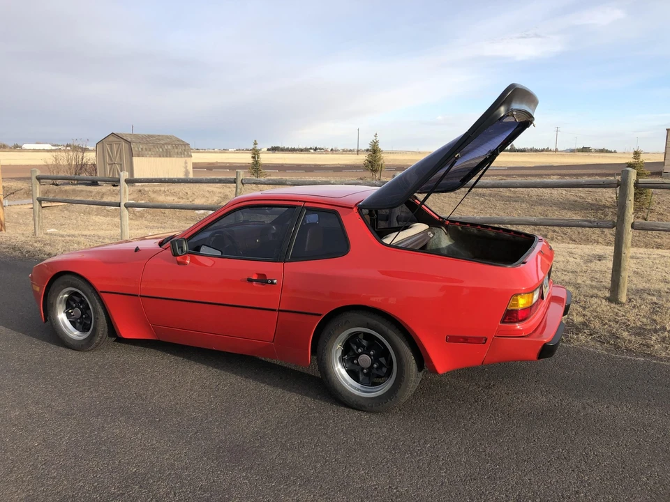 1983 Porsche 944 - Image 21 of 31