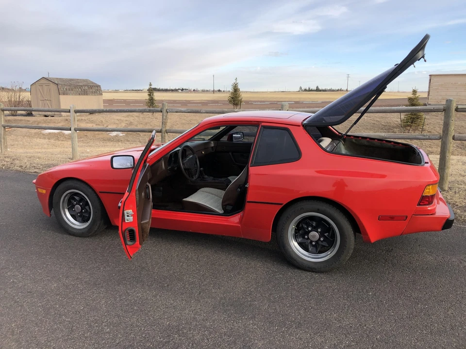 1983 Porsche 944 - Image 20 of 31