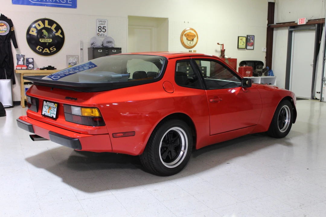 1983 Porsche 944 - Image 6 of 31