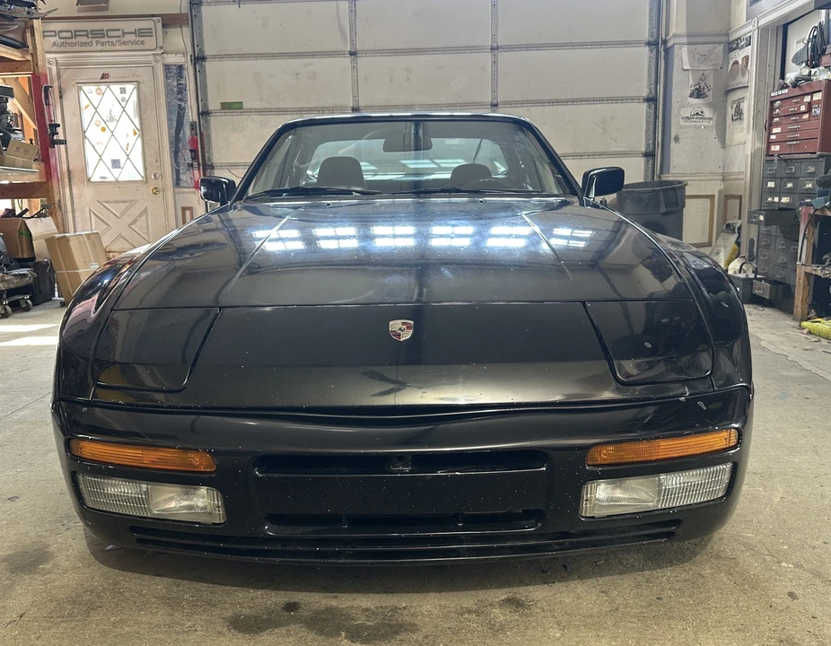 1983 Porsche 944 - Image 6 of 31
