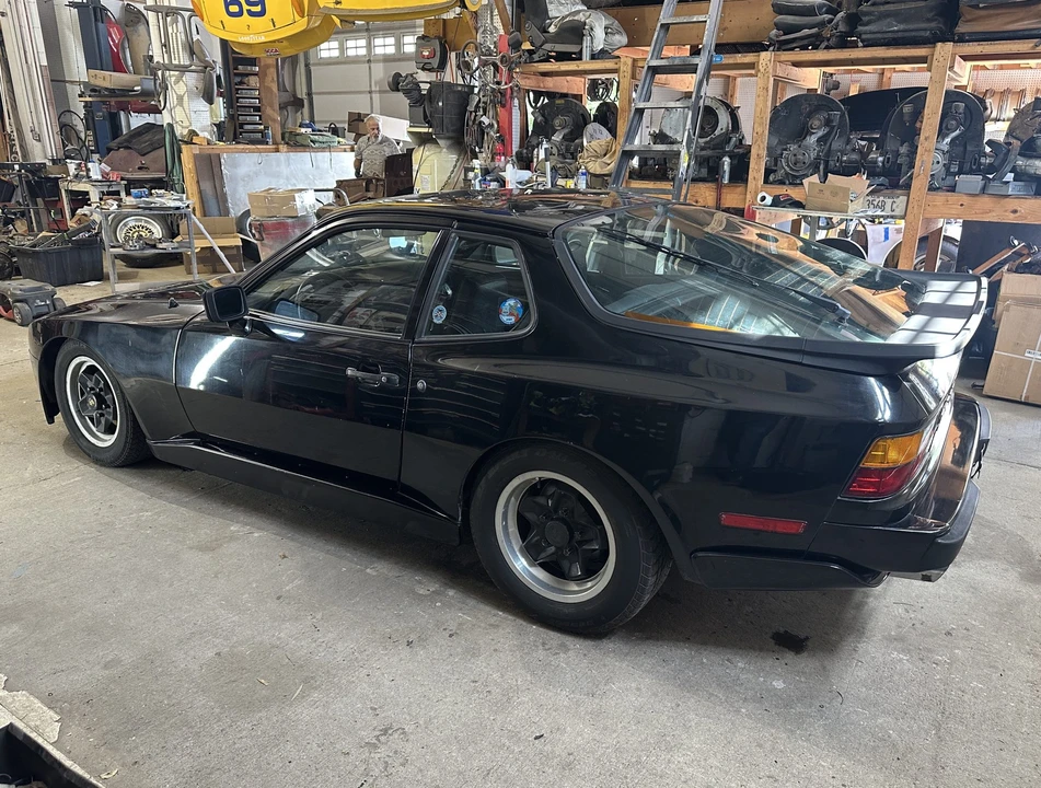 1983 Porsche 944 - Image 14 of 31