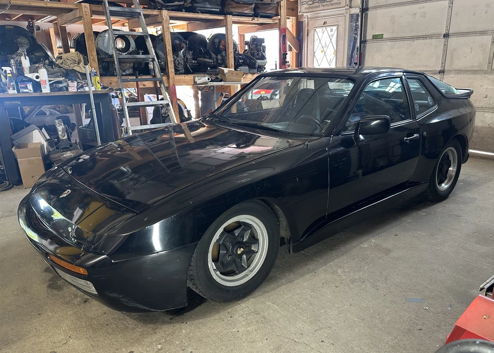 1983 Porsche 944 - Image 2 of 31