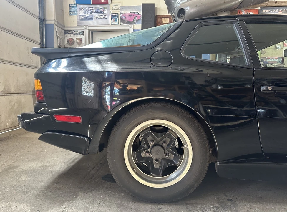 1983 Porsche 944 - Image 28 of 31