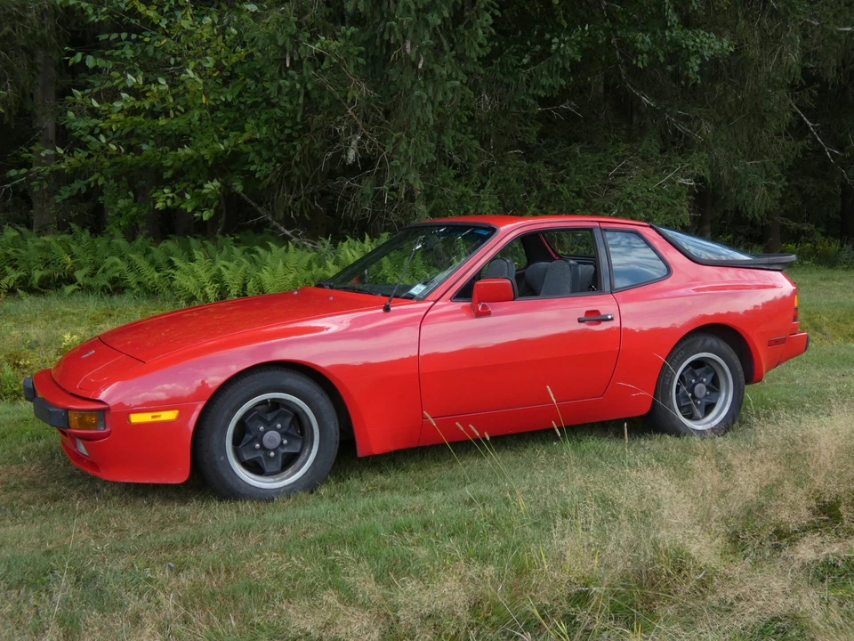 1983 Porsche 944 - Image 8 of 31