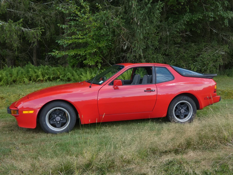 1983 Porsche 944 - Image 9 of 31