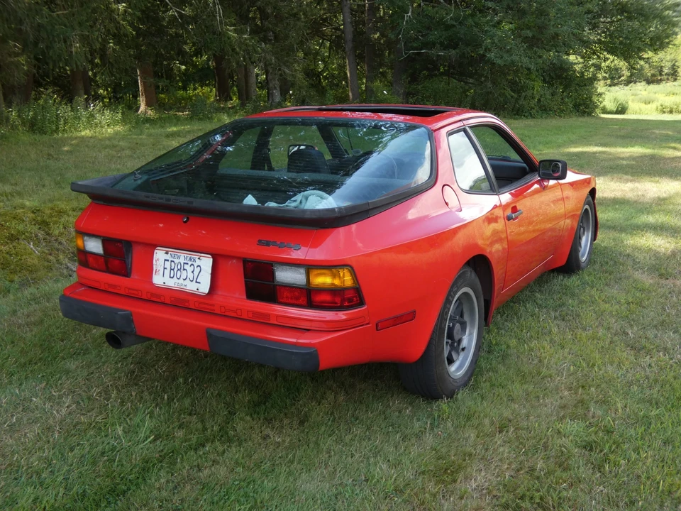 1983 Porsche 944 - Image 25 of 31