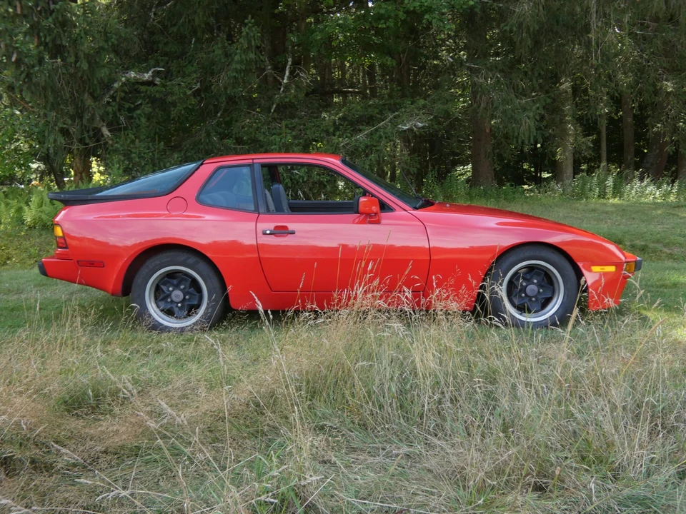 1983 Porsche 944 - Image 30 of 31