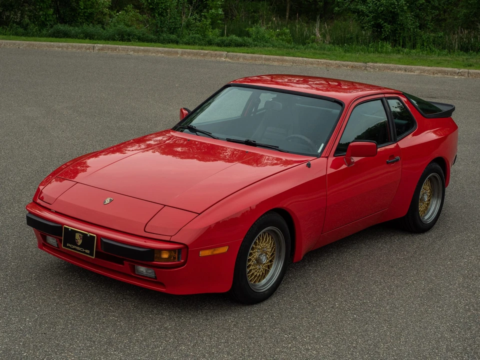 1983 Porsche 944 - Image 2 of 31
