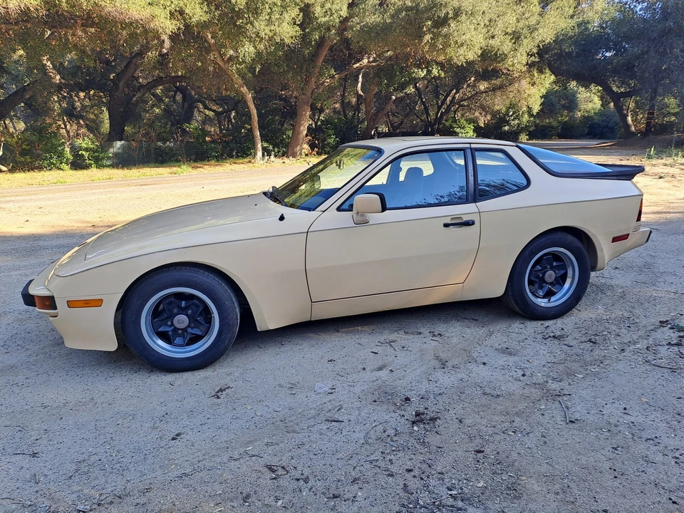 1983 Porsche 944 - Image 7 of 31