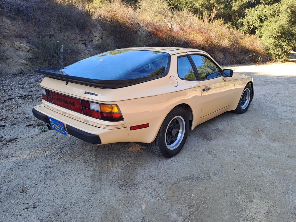 1983 Porsche 944 - Image 15 of 31
