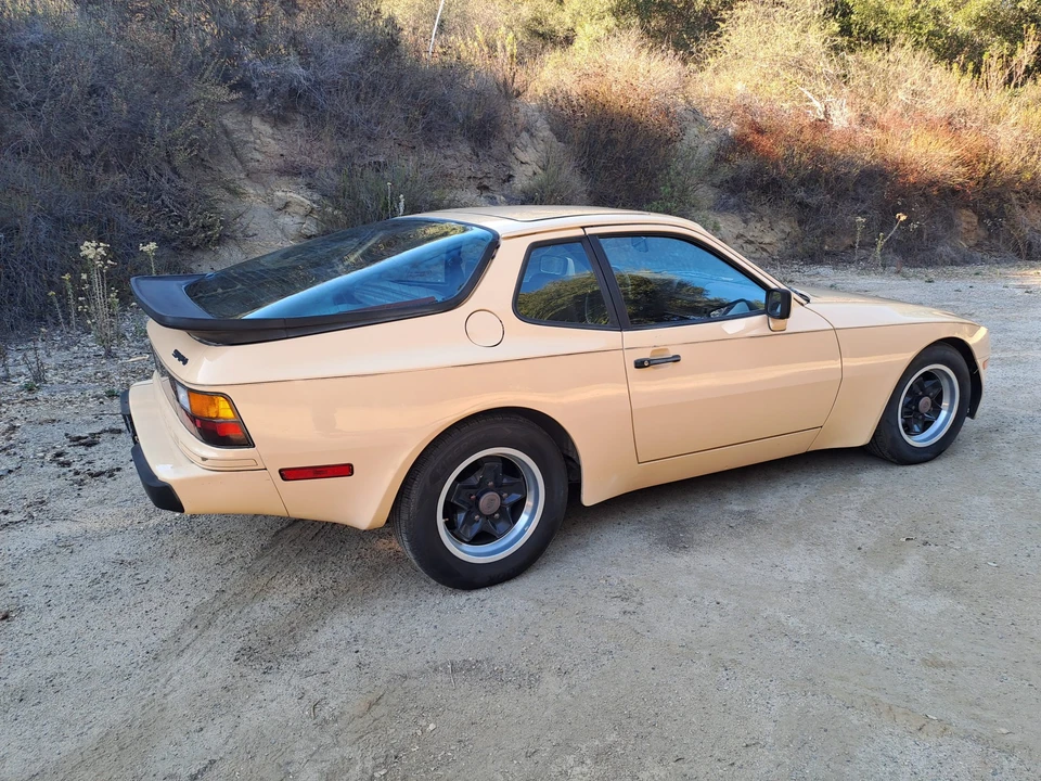 1983 Porsche 944 - Image 17 of 31
