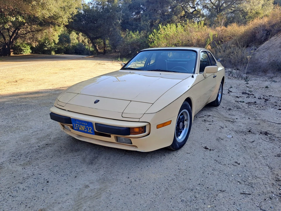 1983 Porsche 944 - Image 4 of 31