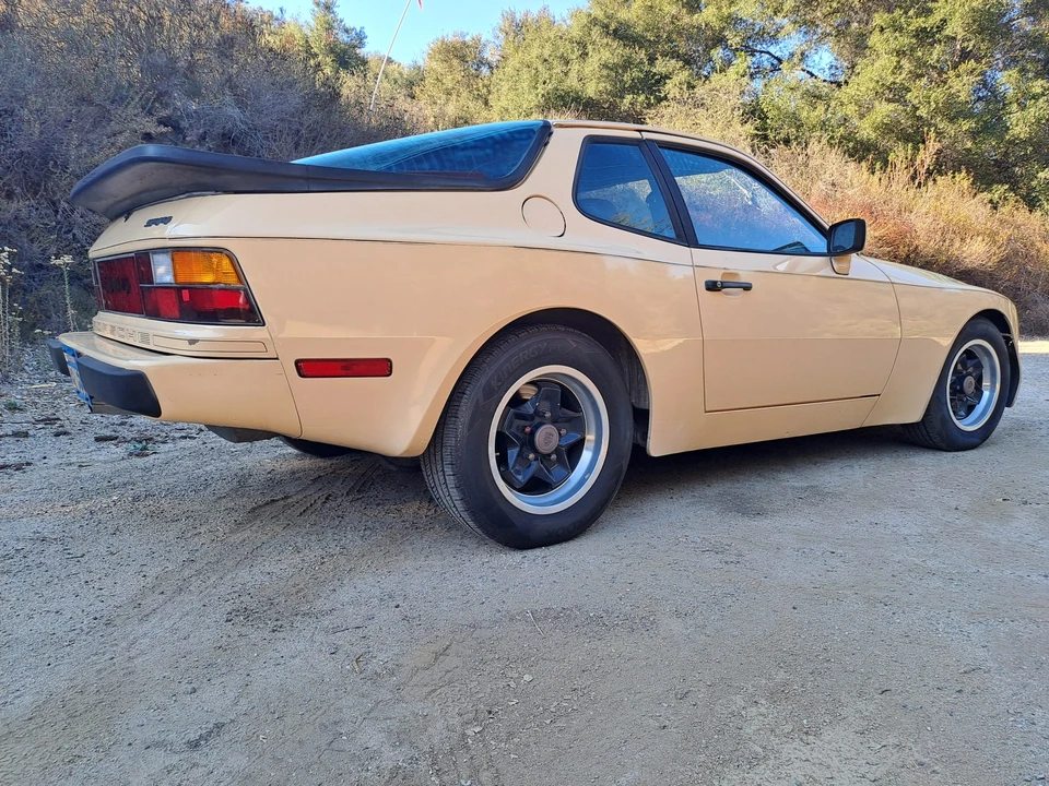 1983 Porsche 944 - Image 18 of 31