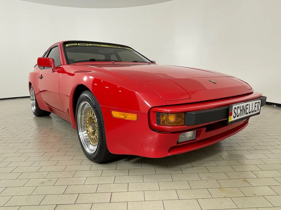1983 Porsche 944 - Image 3 of 31