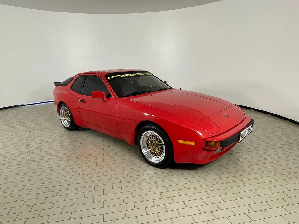 1983 Porsche 944 - Image 5 of 31