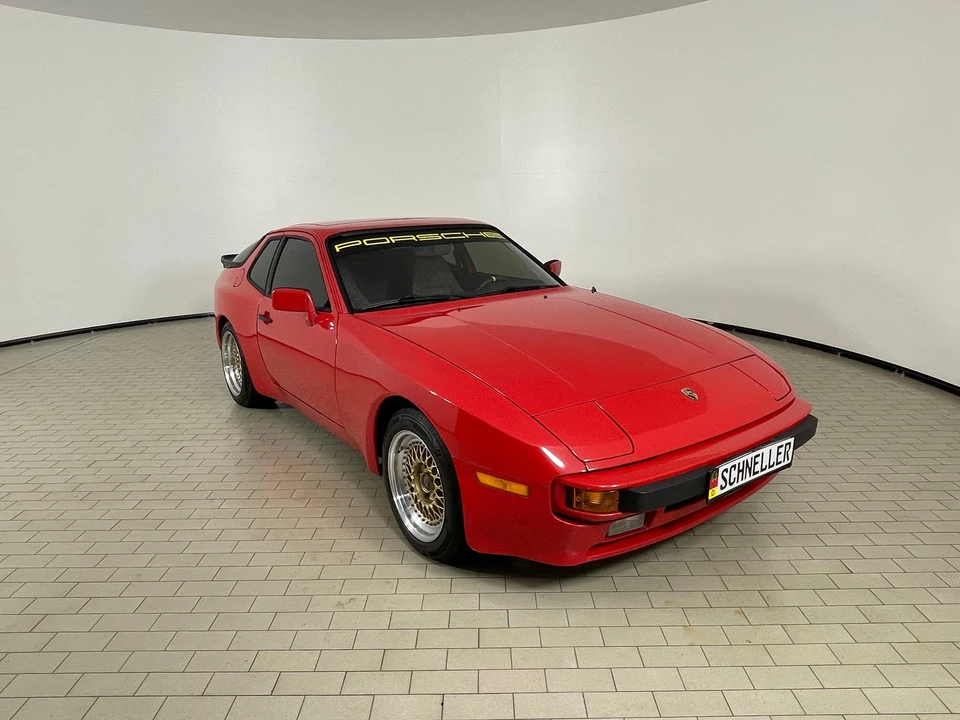1983 Porsche 944 - Image 4 of 31