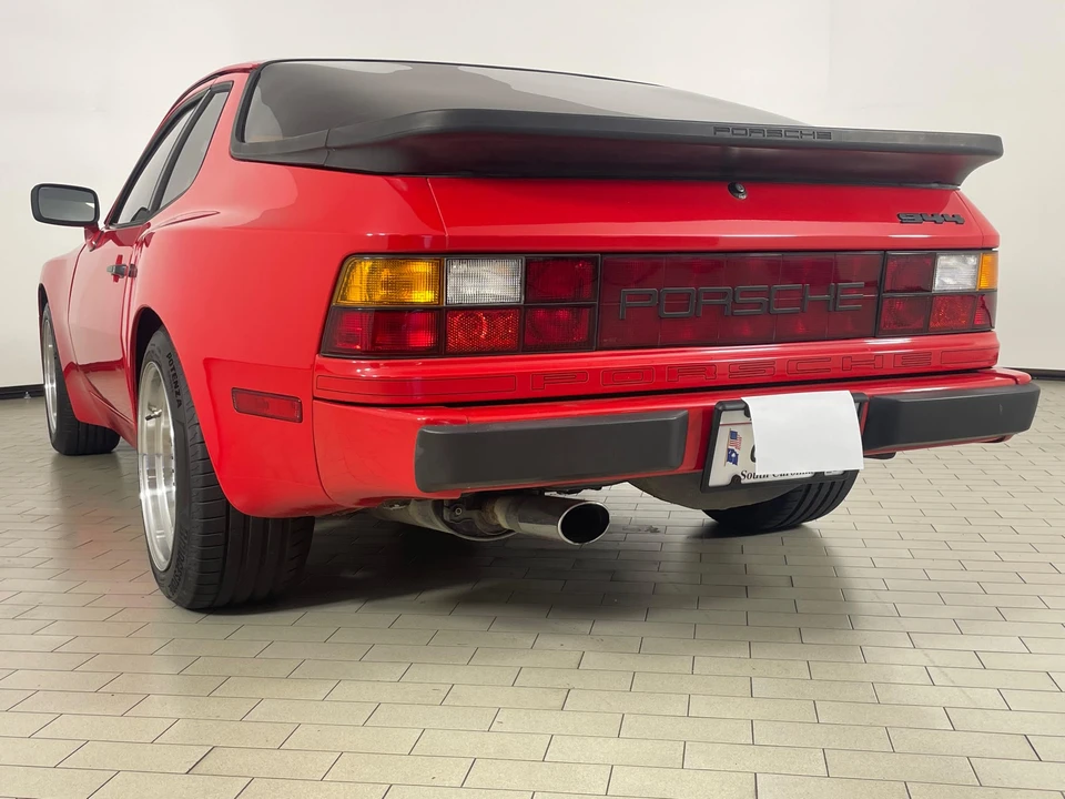 1983 Porsche 944 - Image 14 of 31