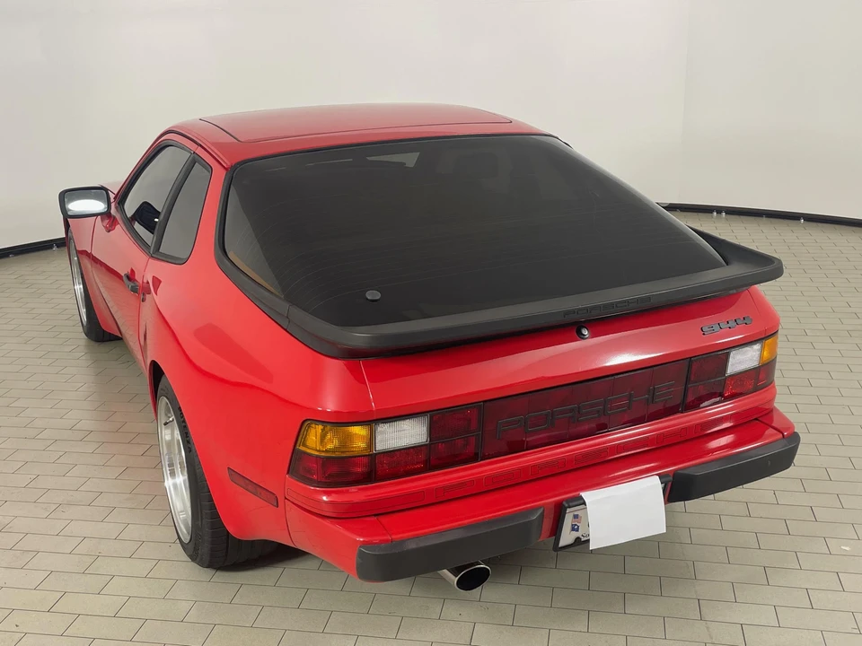 1983 Porsche 944 - Image 16 of 31
