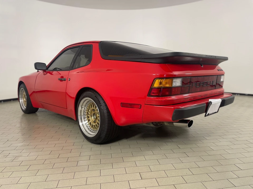1983 Porsche 944 - Image 18 of 31