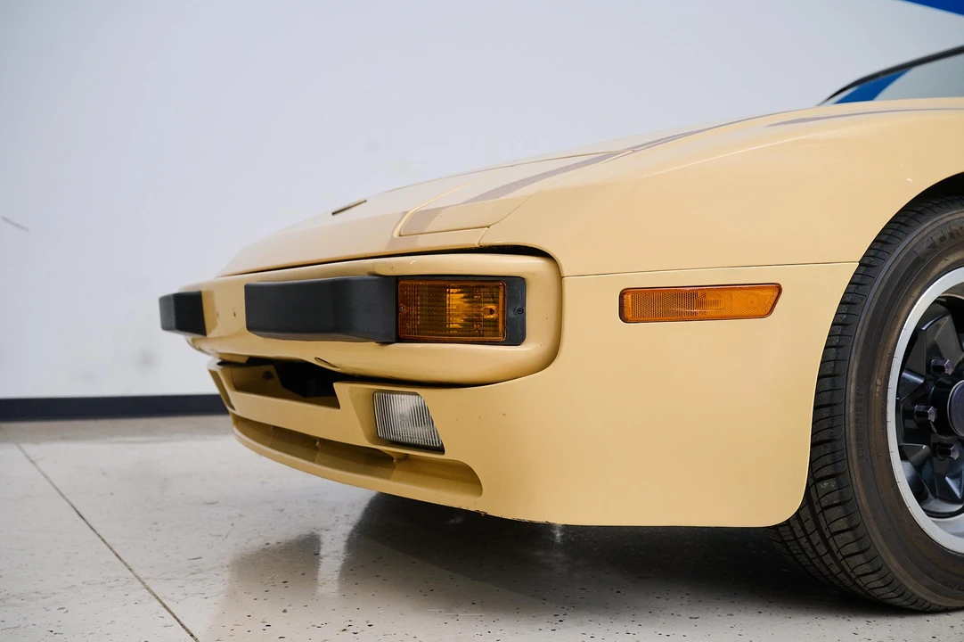 1983 Porsche 944 - Image 20 of 31