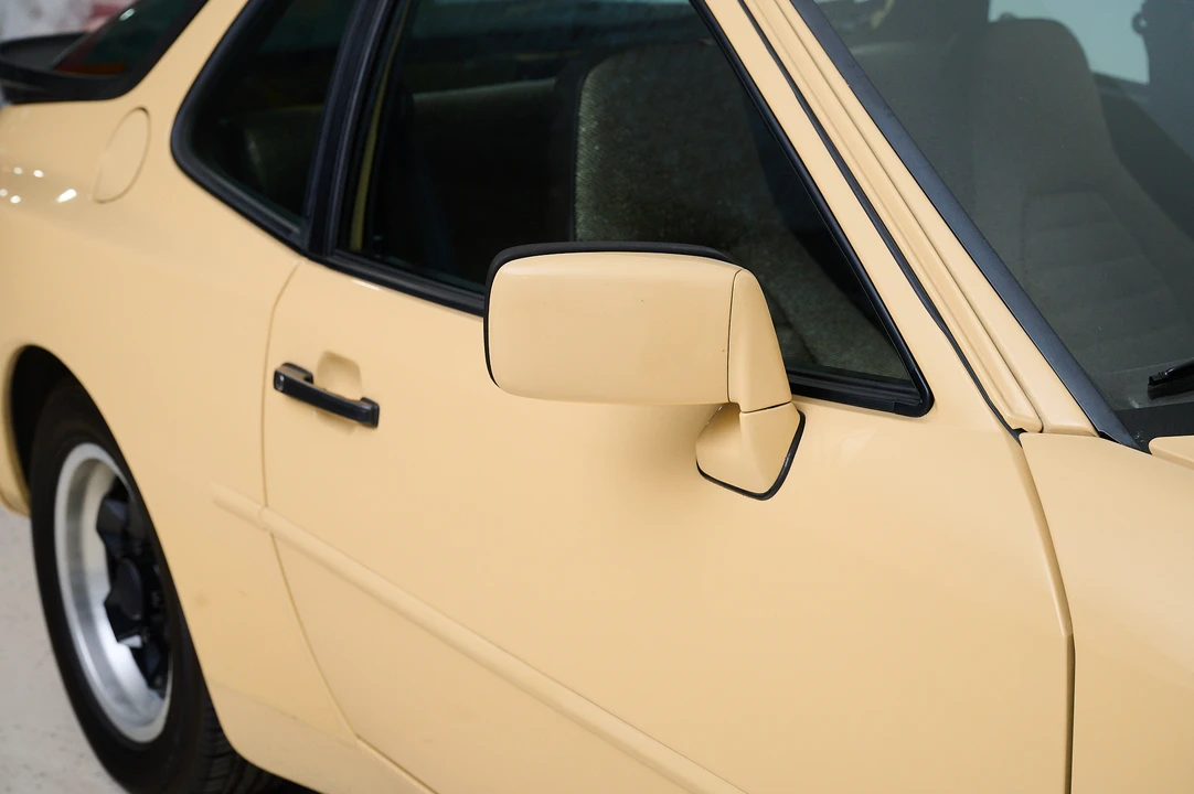 1983 Porsche 944 - Image 28 of 31