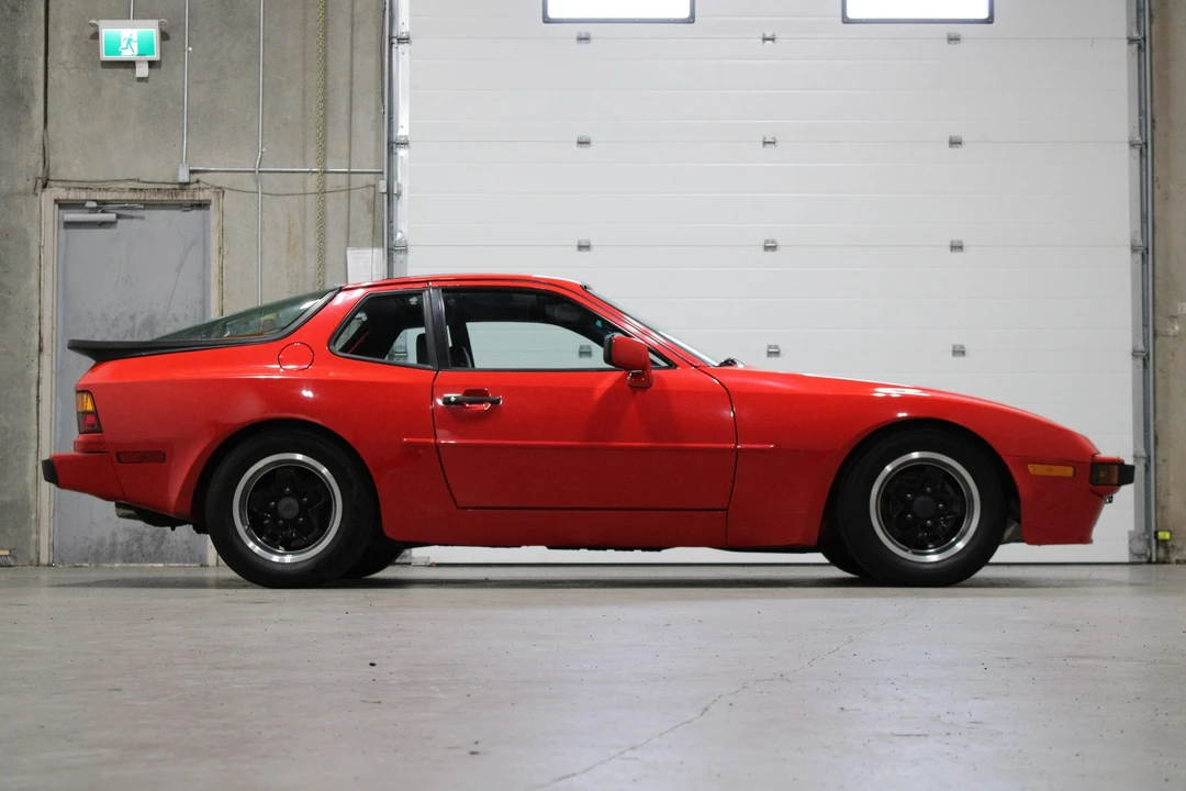 1983 Porsche 944 - Image 19 of 31