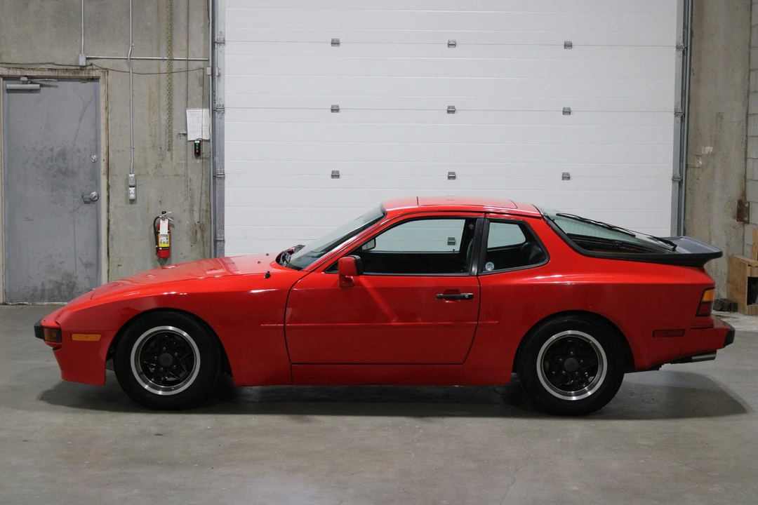 1983 Porsche 944 - Image 6 of 31