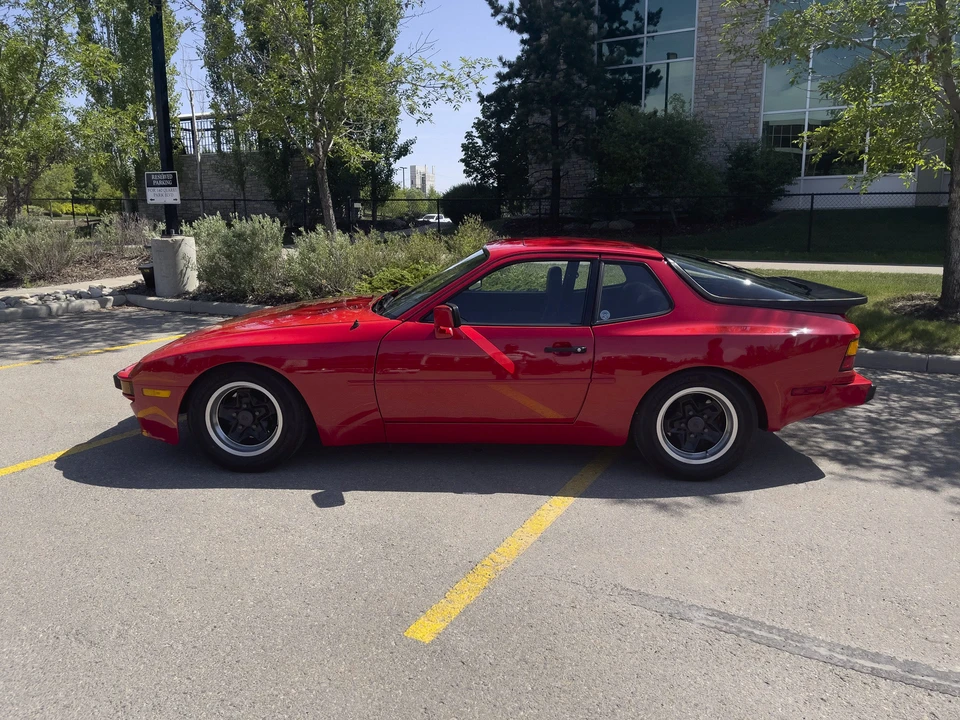 1983 Porsche 944 - Image 11 of 31