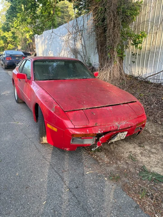 1983 Porsche 944 - Image 2 of 7