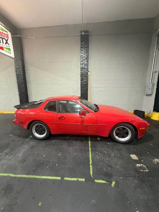 1983 Porsche 944 - Image 2 of 9
