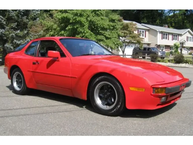 1983 Porsche 944 - Image 2 of 2