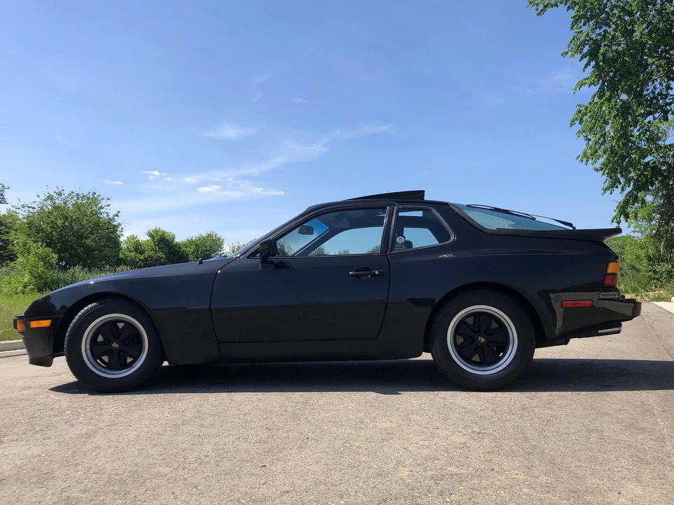 1983 Porsche 944 - Image 3 of 16