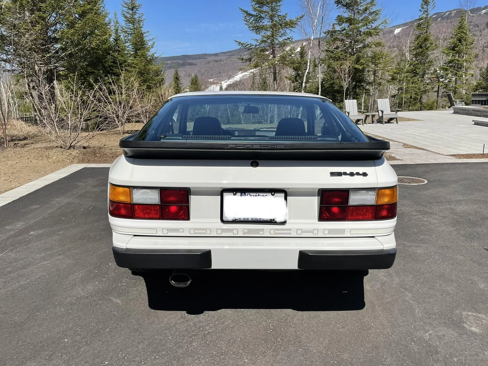 1983 Porsche 944 - Image 10 of 31