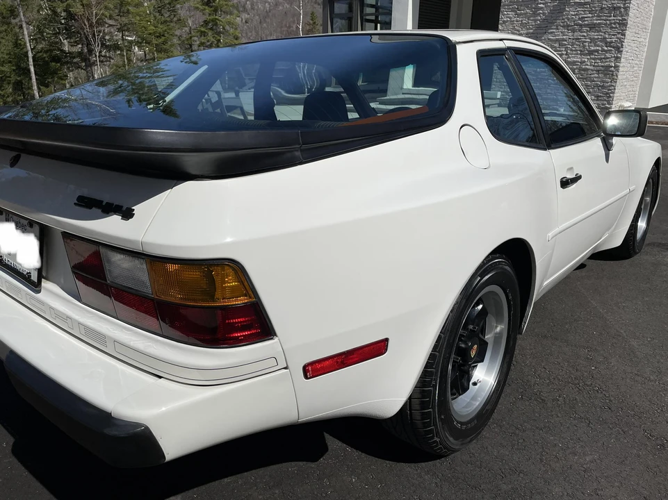 1983 Porsche 944 - Image 11 of 31