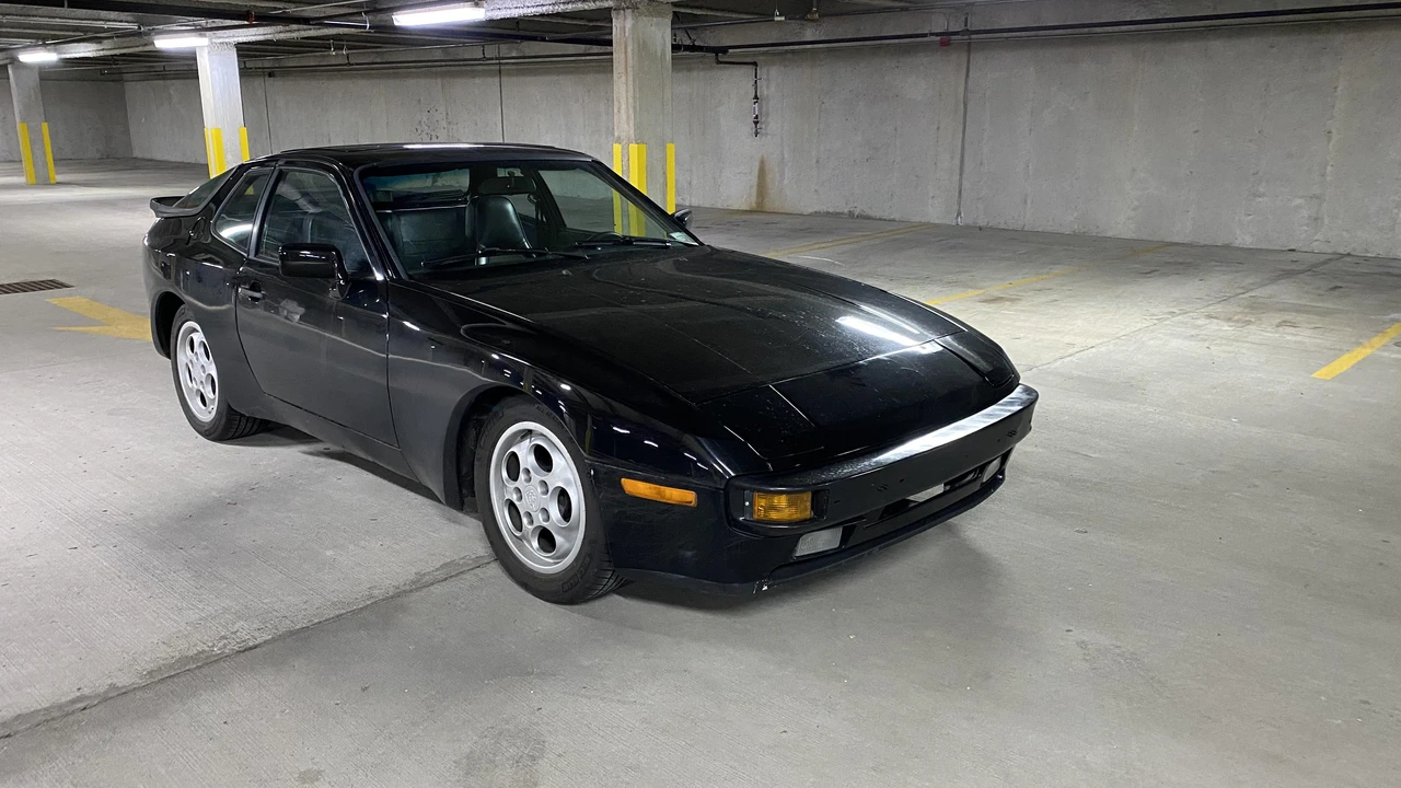 1983 Porsche 944 - Image 18 of 30