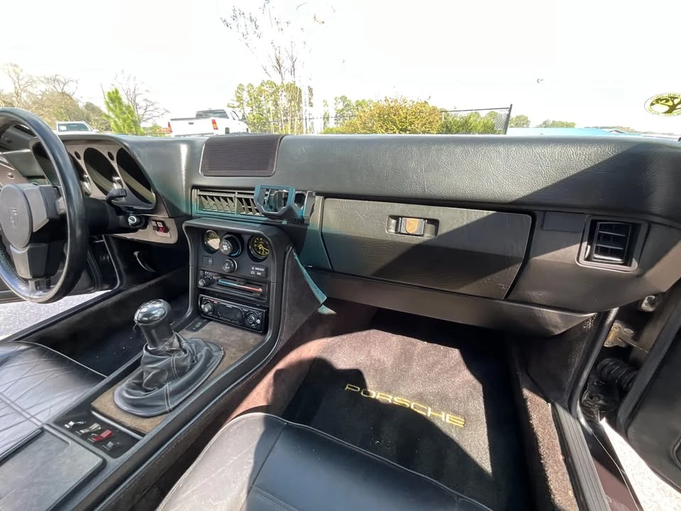 1983 Porsche 944 - Image 19 of 20