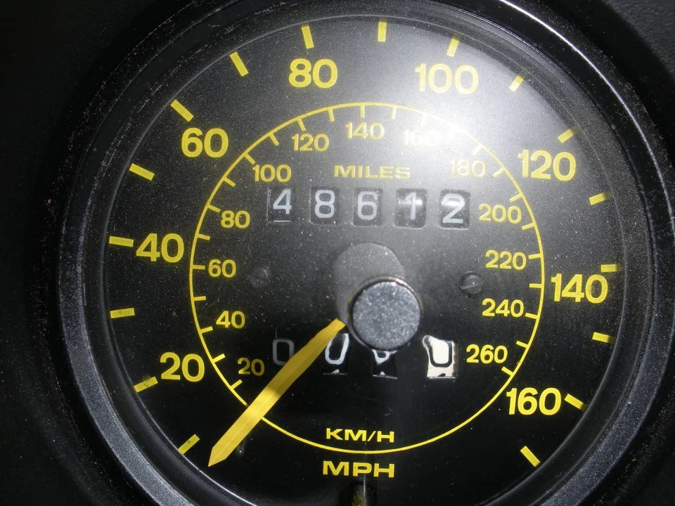 1983 Porsche 944 - Image 9 of 14