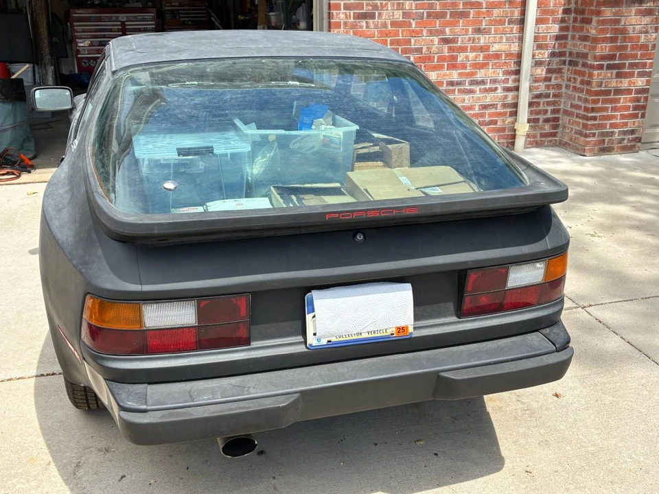 1983 Porsche 944 - Image 2 of 12