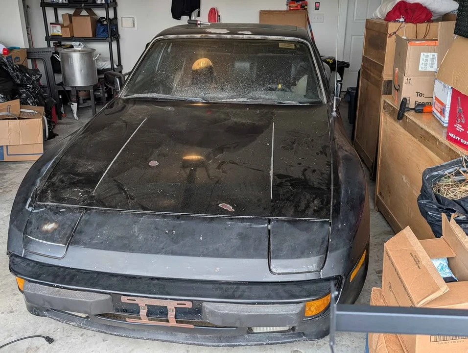 1983 Porsche 944 - Image 2 of 20