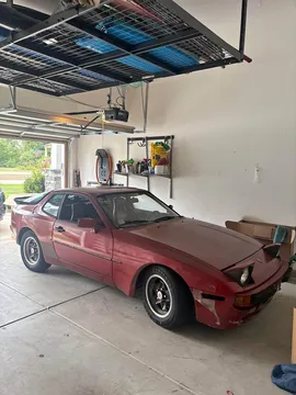 1983 Porsche 944 STD HATCH