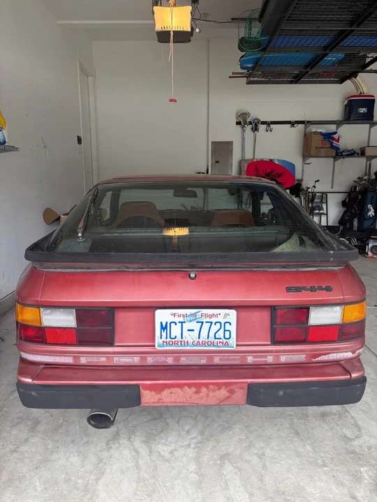 1983 Porsche 944 - Image 4 of 18