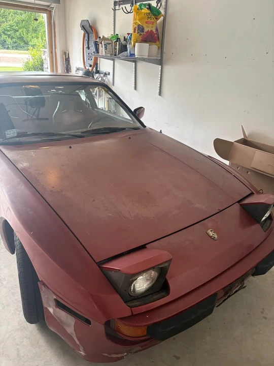 1983 Porsche 944 - Image 2 of 18