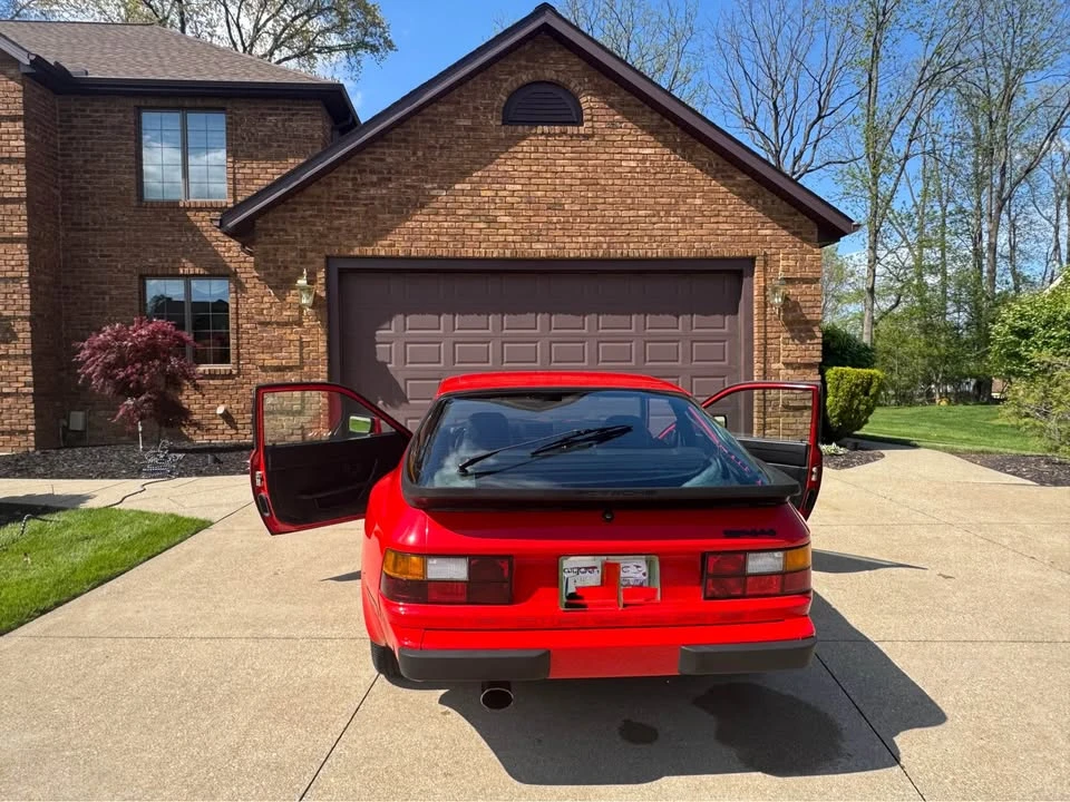 1983 Porsche 944 - Image 10 of 20