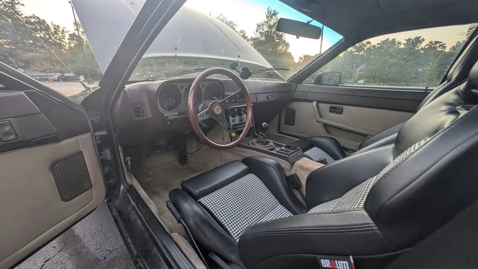 1983 Porsche 944 - Image 10 of 20